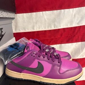 Nike Purple and Black Sneakers